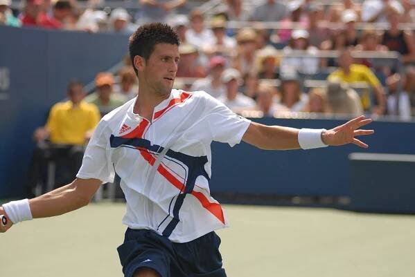 Soubor:Novak Djokovic 2007 US Open.jpg – Wikipedie