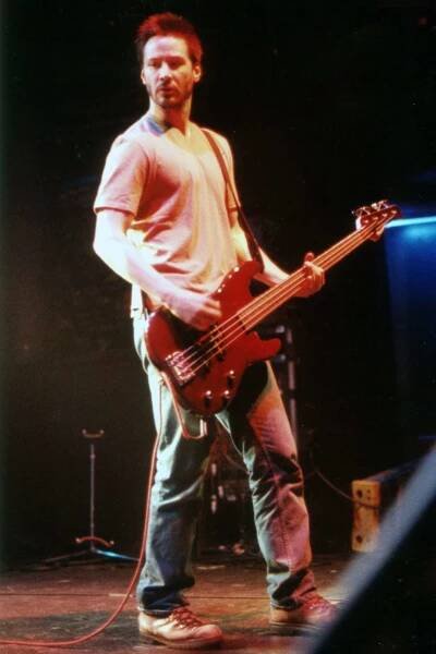 LOS ANGELES, CA - JULY 13: Rock band Dogstar (Keanu Reeves) performs at the Key Club in Los Angeles, California on July 13, 2000. (Photo by Jim Steinfeldt/Michael Ochs Archives/Getty Images)