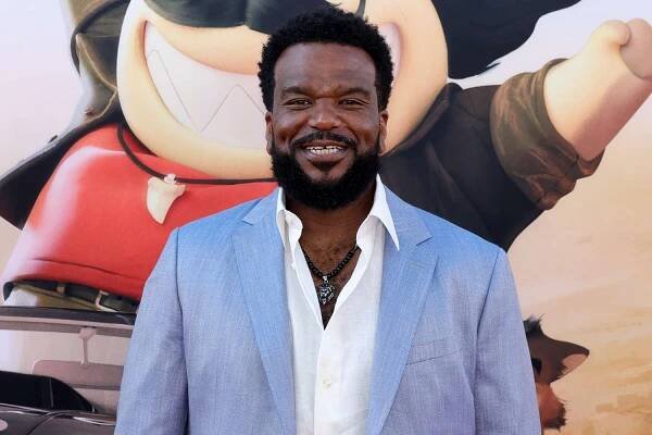 Craig Robinson even tricked his dad with his fake announcement about quitting comedy
