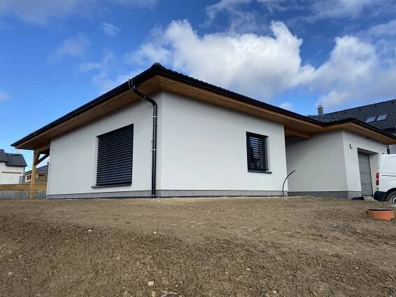 Rodinný dům bungalov - Liberoprag, s.r.o.