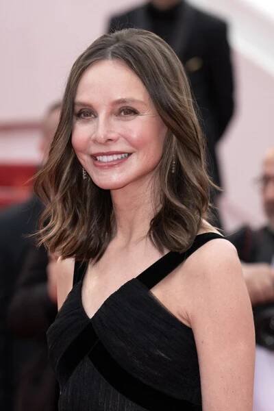 FOTO: Calista Flockhart na festivalu v Cannes. – stránka 7