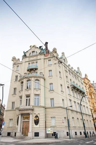 Knihovna Goethe-Institutu Prag | Svoboda & Williams