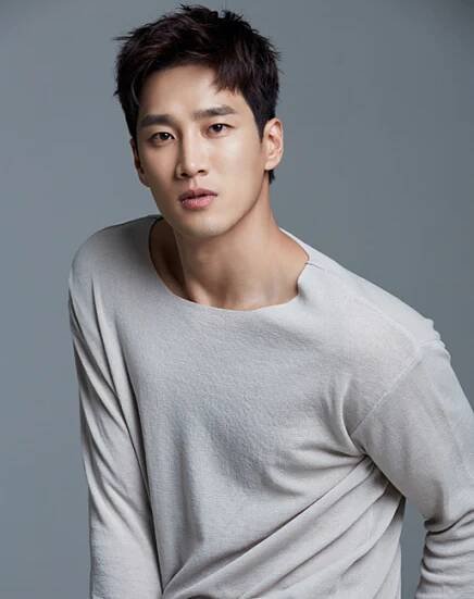 Ahn Bo-Hyun-1988-p1.jpg