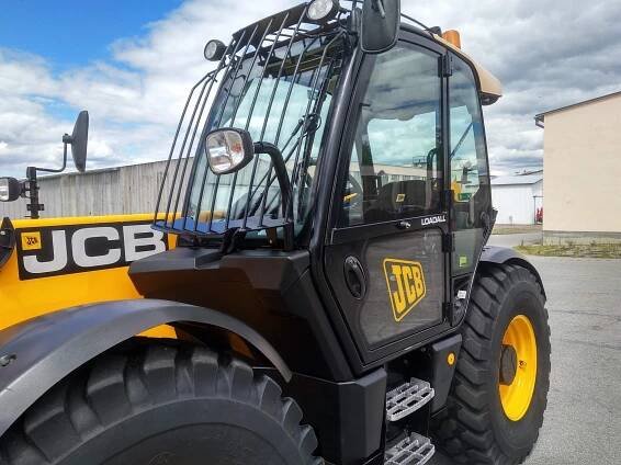 Teleskopický manipulátor JCB 550-80 Agri Plus