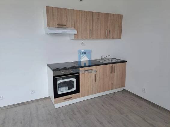 Pronájem bytu 3+KK +B Plzeň - Slovany, ulice Železniční, 83 m2 | RK ADRIANA