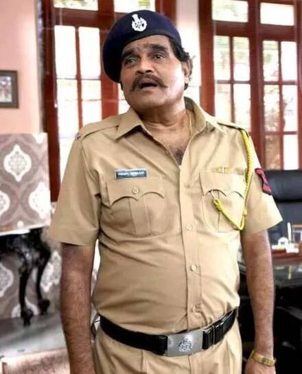 Ashok Saraf in Singham