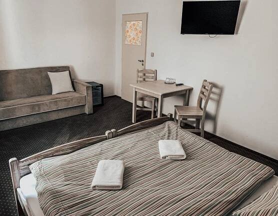 HOTEL GARNI KOLŠTEJN