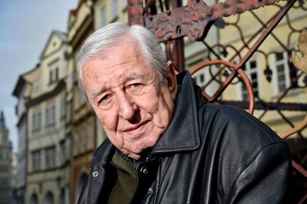 Zemřel zpěvák a kontrabasista Dušan Vančura. Členovi Spirituál kvintetu bylo 82 let