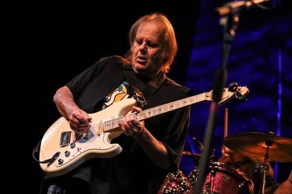 Další hvězdou Blues Alive je americký kytarista Walter Trout, držitel Blues Music Award