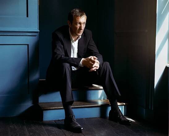  Ralph Ineson 