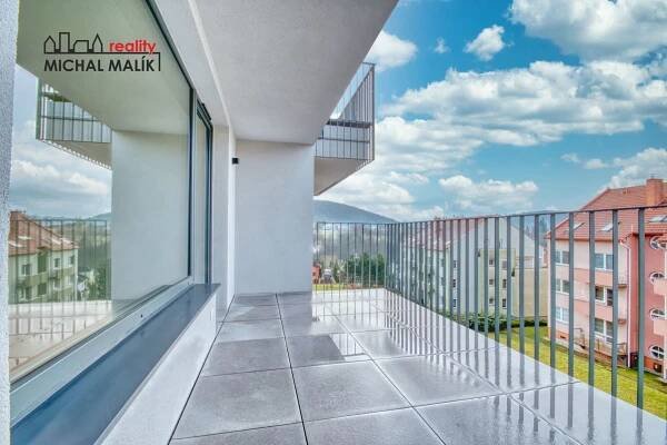 Pronájem byt 2+kk s terasou a park. stáním, 52,6 m2, Pod Nemocnicí, Hranice, obrázek č. 3