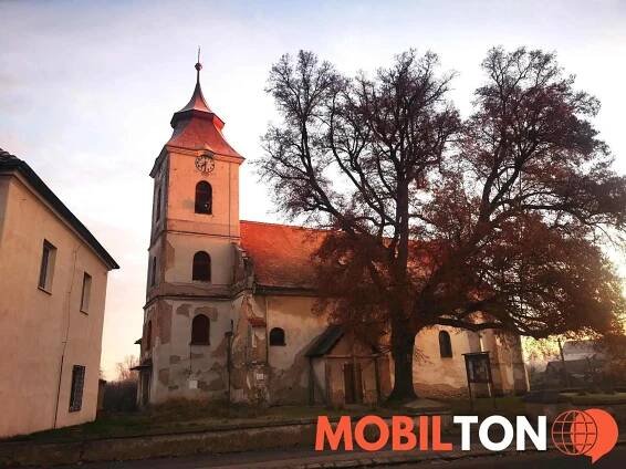 Žiželice,nám. - Czech Republic - autobusová zastávka v czech republic
