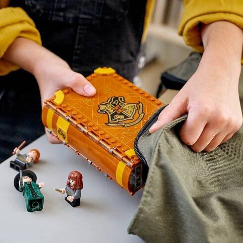 LEGO® Harry PotterTM 76382 Kouzelné momenty z Bradavic: Hodina přeměňování