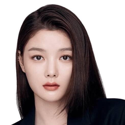 Kim You Jung - Asian World