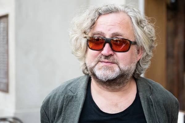 Vražda na univerzitě je záminka, snažíme se zachytit dobu, říká Hřebejk o minisérii Pozadí událostí