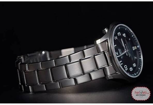 CASIO LCW-M100TSE-1A2ER - WAVE CEPTOR - ZNAČKY