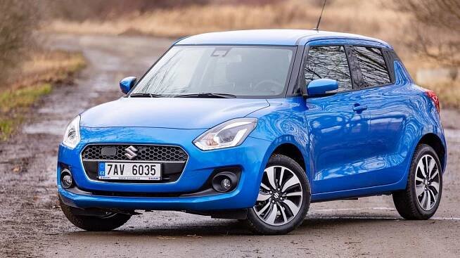 Úplně normální lidové auto s jednoduchým motorem: Suzuki Swift si na nic nehraje a cena taky potěší