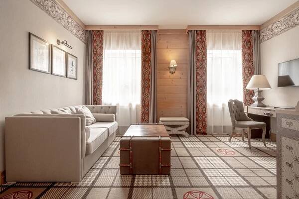 Aries & Hotel Visla