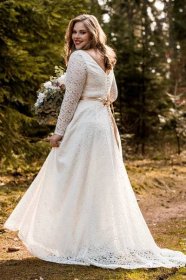 Celokrajkové svatební šaty ADELE PLUS