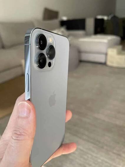 Unleashing Excellence: The Apple iPhone 13 Pro Max in Focus 2