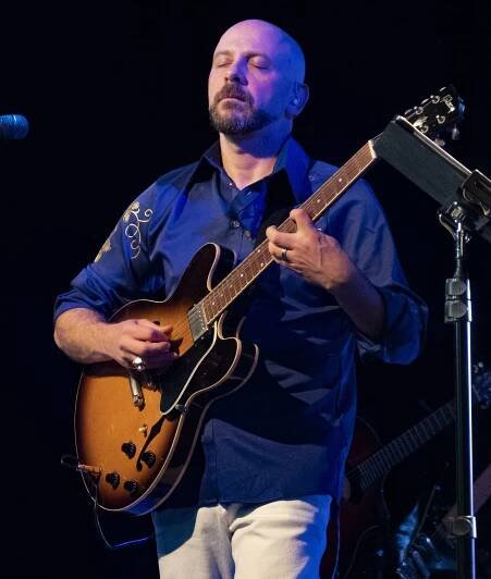 Jon Anderson with the Band Geeks – Musicianship As Close to the Classic Yes Lineup as it Could Get – Render Edge Media