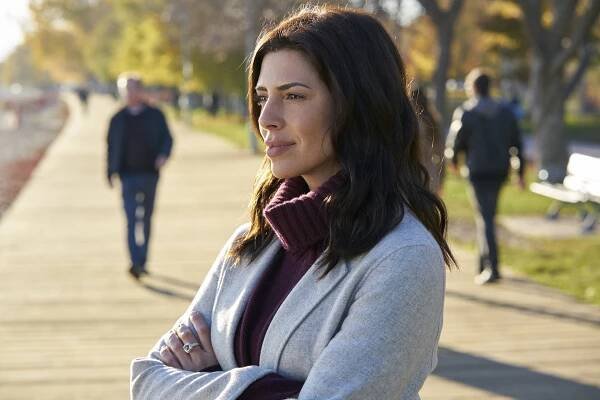 Soukromé očko - Promenáda na předměstí - Z filmu - Cindy Sampson