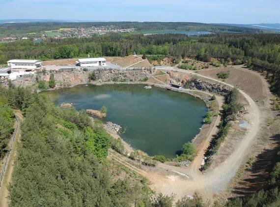 Lom u Letkova - Jezero