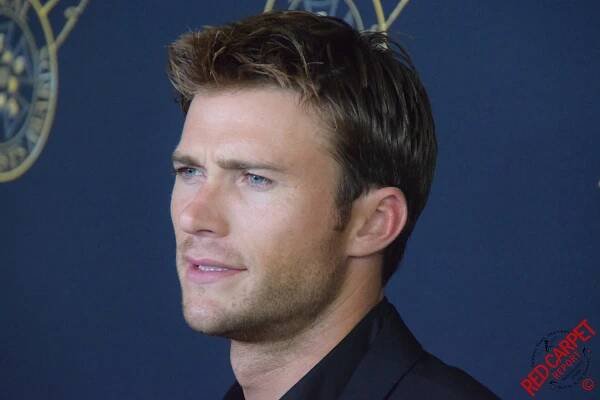 Soubor:Scott Eastwood 52nd Annual Publicists Awards - Feb 2015.jpg – Wikipedie