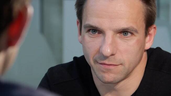 Hokej není o misskách a penězích, nejsme stroje na výkon, máme problémy jako všichni, říká Vrbata