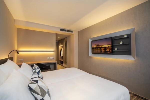 Hotel CUBE – ARMONY Studio