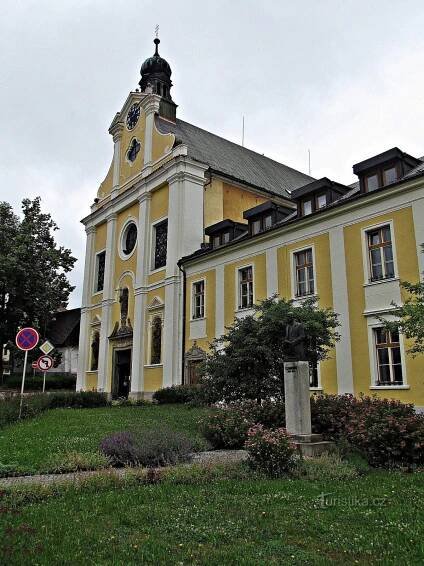 Havlíčkobrodský chrám Sv... - Kostel
