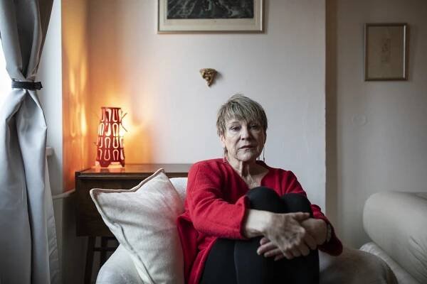 Simona Peková: Lidi si v divadle odkládají kabát, já odkládám Simonu