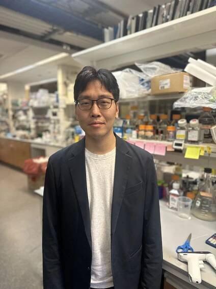 Lab Members — Bhabha + Ekiert Labs