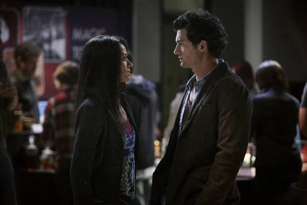 Upíří deníky - Šílenství - Z filmu - Kat Graham, David Alpay