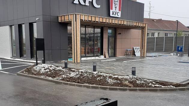 Je to tady. Další fast food otevírá ve Znojmě. KFC přivítá hosty ve čtvrtek