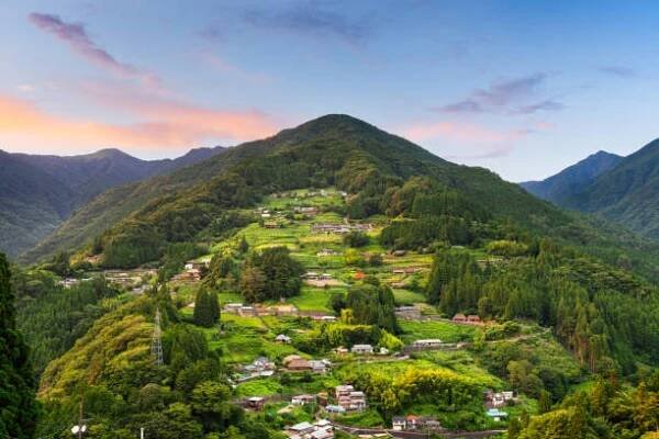 ochiai, tokushima, japonsko hillside village - tokušima - stock snímky, obrázky a fotky