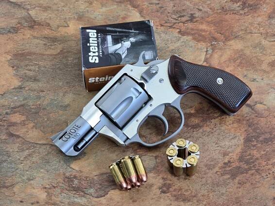 Charter Arms Coyote.380 Revolver