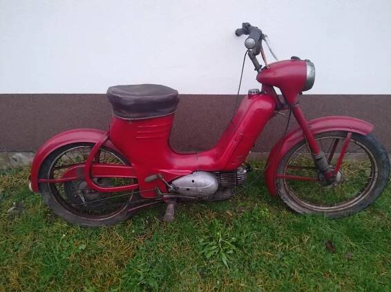Jawa 550 pařez