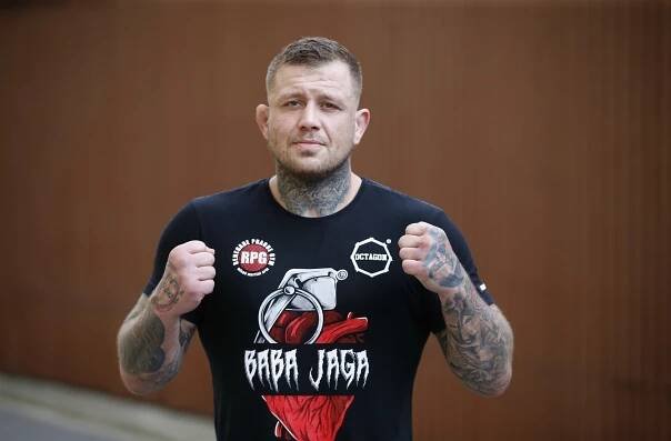 MMA zápasník Mikulášek: Na základce jsem si prožil peklo, učitelky nic neudělaly. Pak se vše změnilo - Expres.cz