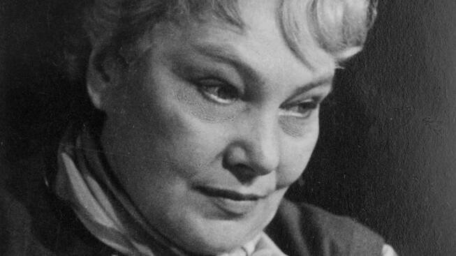 Žena vamp Jiřina Šejbalová. Svedla plejádu herců, manžel jí nevěry toleroval