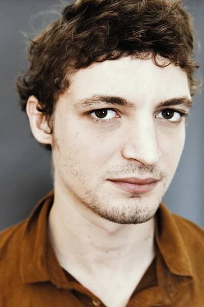 alexi pelekanos - portrait