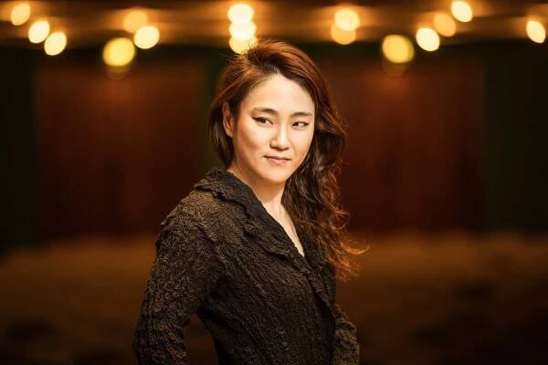 Han-Na Chang Conductor Official Website