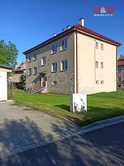 Prodej bytu 3+1 75 m², Lužice