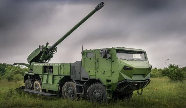 TATRA DEFENCE SYSTEMS dodá speciální podvozky pro pojízdné dělostřelecké dílny Armády ČR