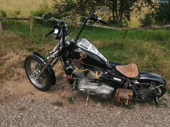 Harley-Davidson Dyna Super Glide 1340 (2004) za 220.000 Kč