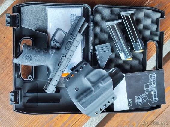 Beretta APX.  9mm luger