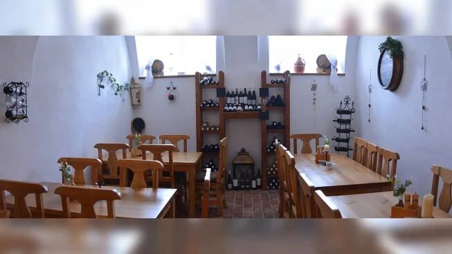 Prostory restaurace | Restaurace Na Zámku, Chrast
