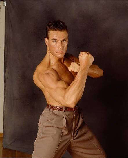 Pořád není radno si s ním zahrávat: Jean-Claude Van Damme (54) si stále udržuje muskulaturu akčního hrdiny