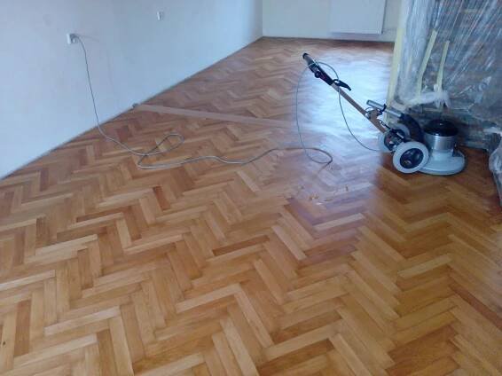 RD Horní Bříza - renovace parkety buk 40m2 - Realizace | Petr Kopelent - PODLAHY - Plzeň