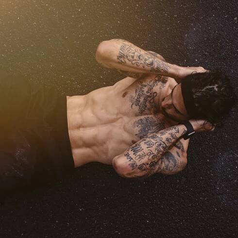 30 Seconds Reverse Crunches 3